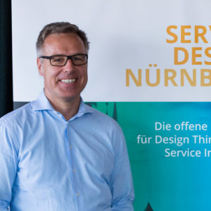 Stefan_500x500 Stefan Wacker ist ihr Coach für Kundenzentrierung, Innovation und Strategie.